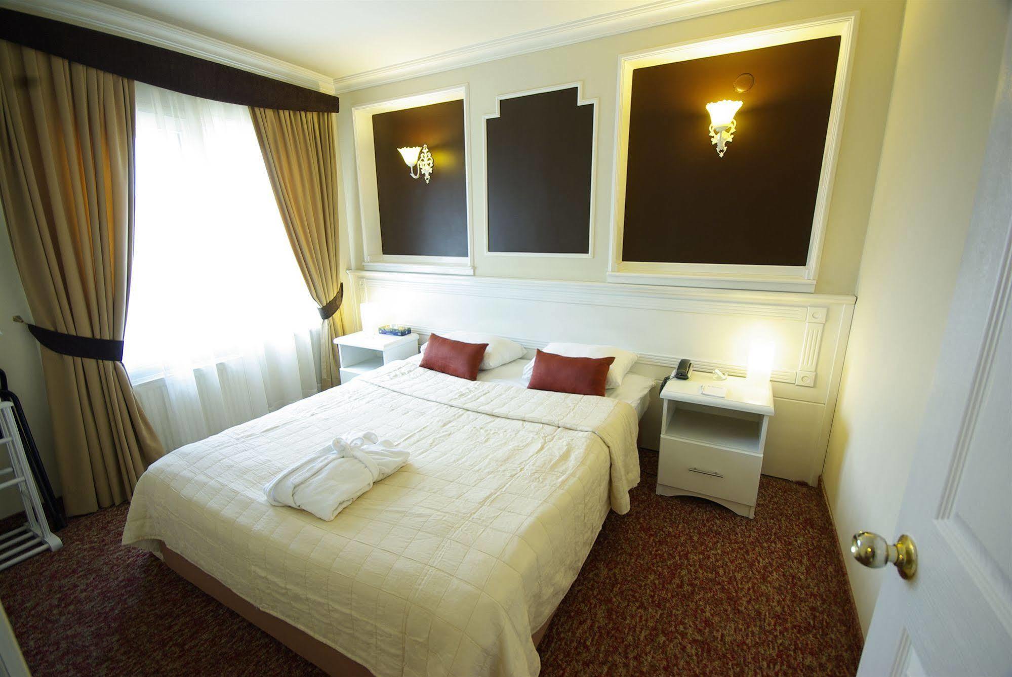 La Palace Suites Sisli Istanbul Eksteriør billede