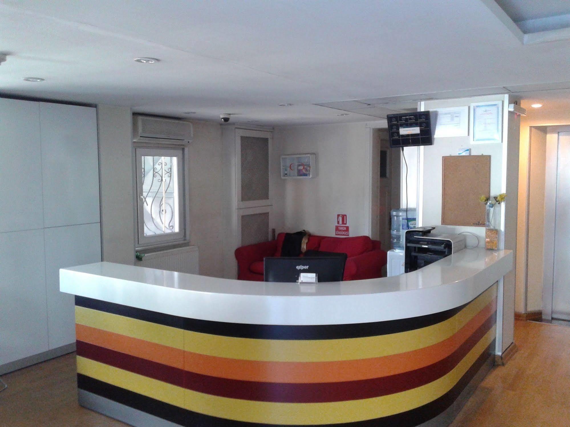 La Palace Suites Sisli Istanbul Eksteriør billede