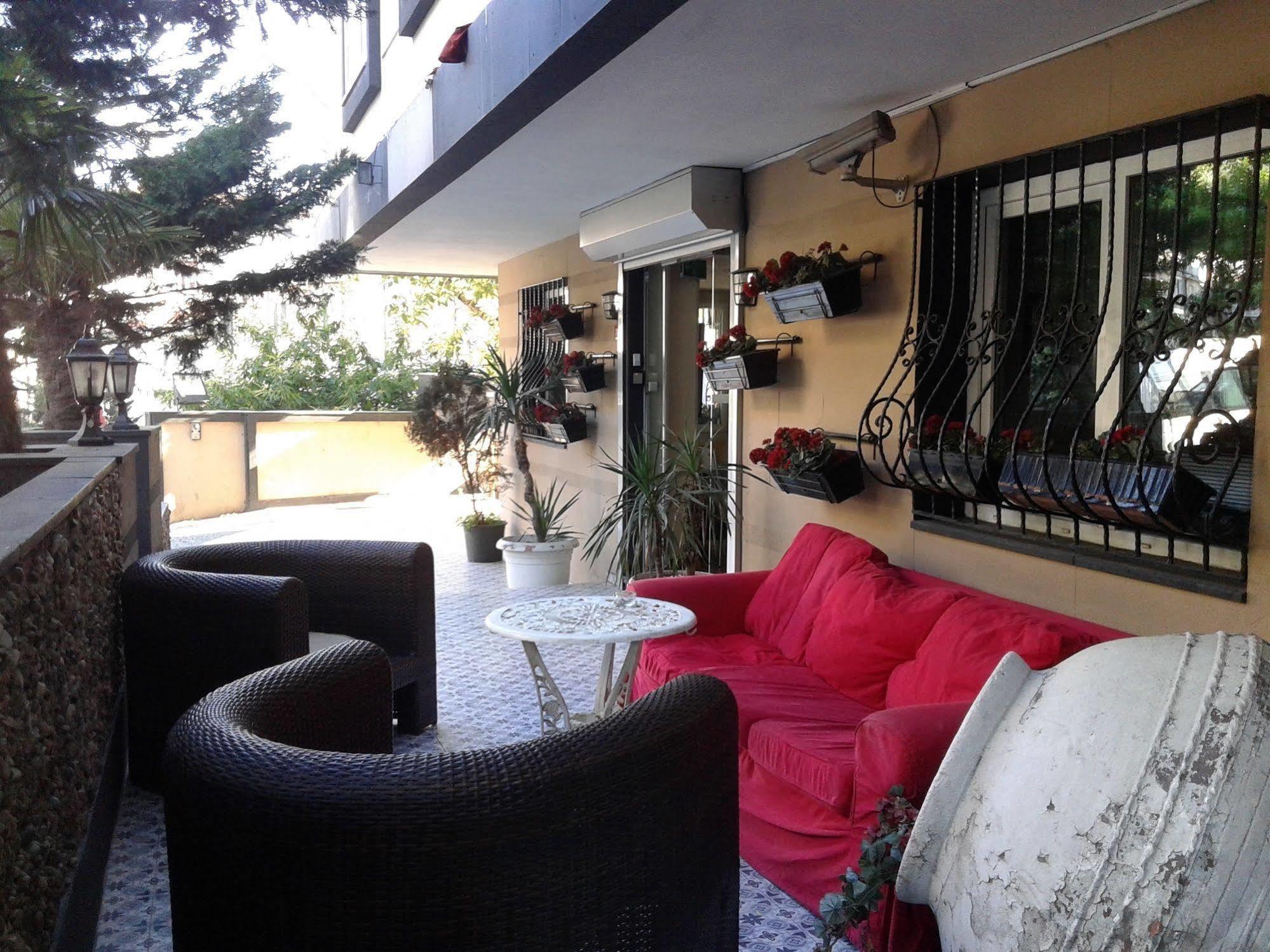 La Palace Suites Sisli Istanbul Eksteriør billede